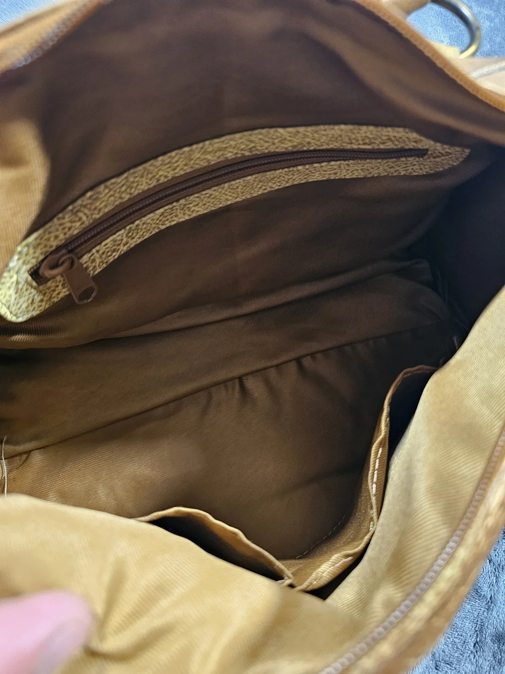 Tee Klein Hand-Painted Tan Leather Shoulder Bag with Artistic Motif